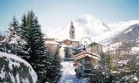 Le Père Noël s’arrête en Haute-Maurienne Vanoise. Du 23 au 25 décembre 2011. Savoie. 